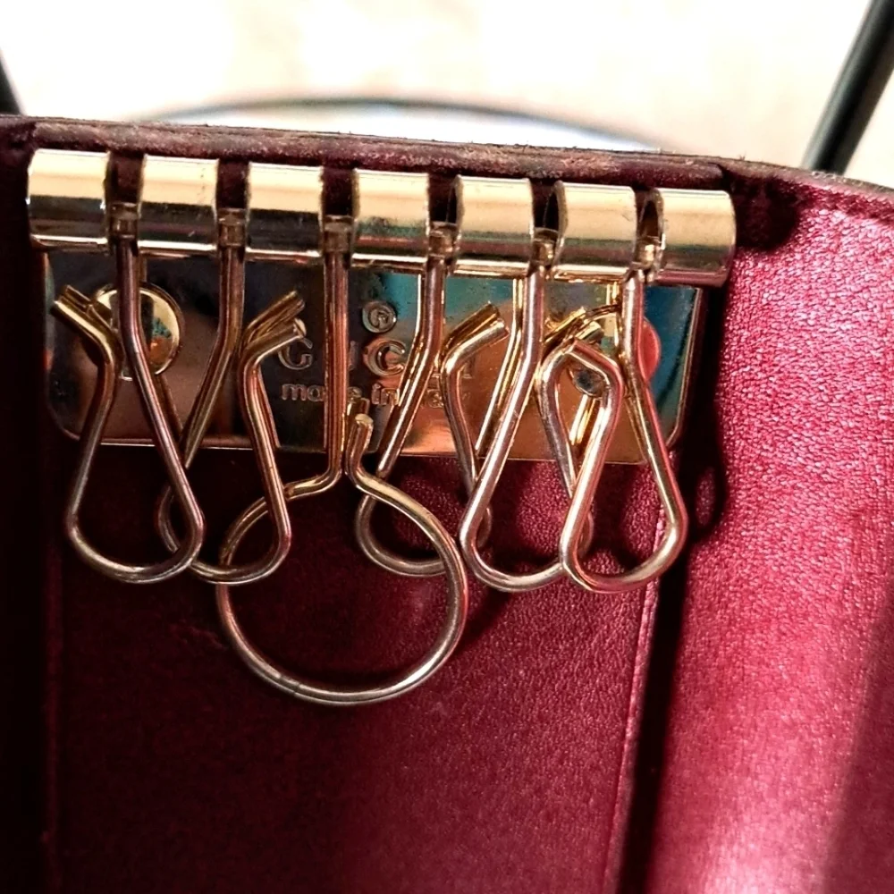 Gucci Guccissima Gold Heart Patent Leather Keyholder  EUC